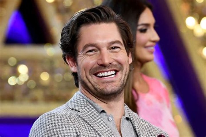 Craig Conover Age, Girlfriend, Height, Net Worth, Bio, Wiki