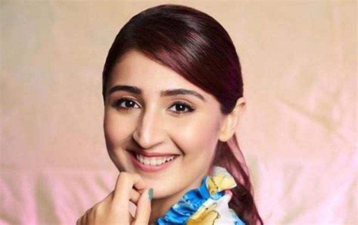 Dhvani Bhanushali Phone Number, WhatsApp Number, Address, Email