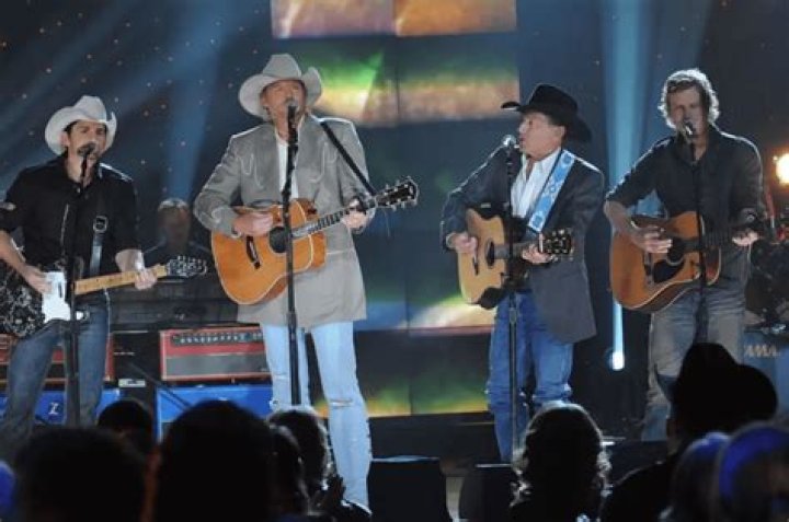 Dierks Bentley, Brothers Osborne, Brad Paisley & Ingrid Andress Among Performers at Spotify House During CMA Fest – Celeb Secrets Country