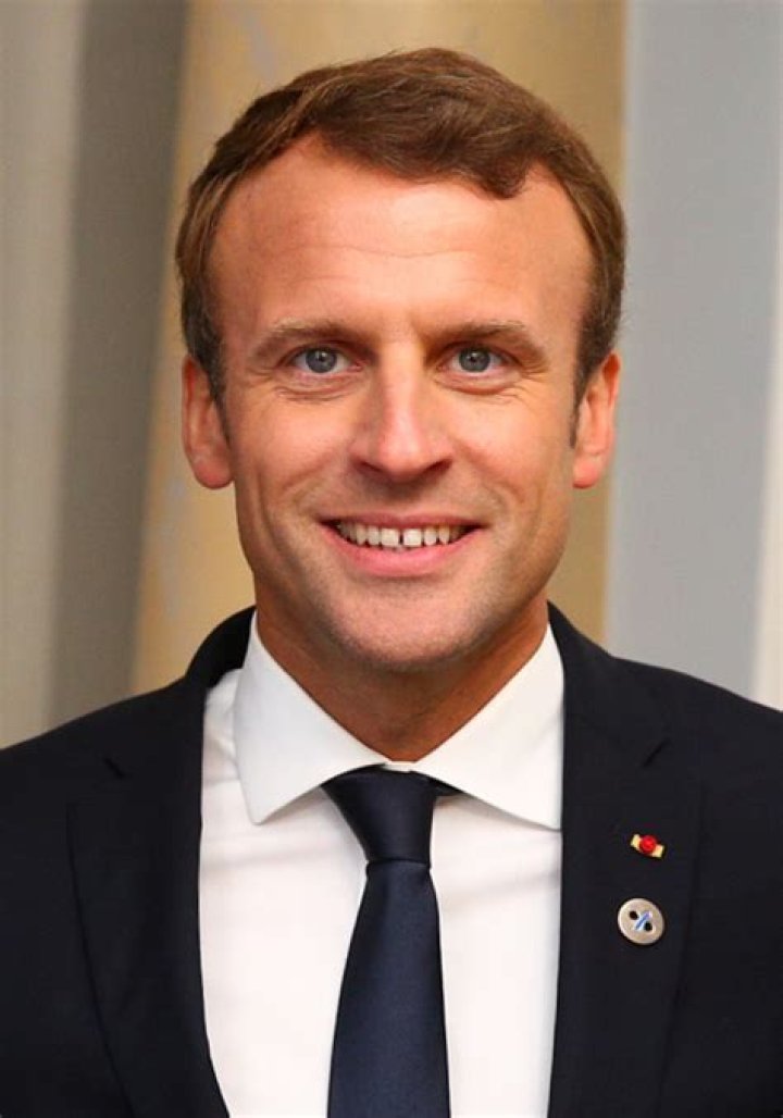 Emmanuel Macron Wiki ,Biographie, Age, Taille, Mariage, Contact & Informations