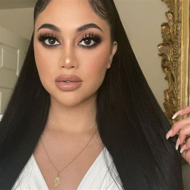Jailyne Ojeda (Model) Wiki, Age, Boyfriend, Net worth, Height, Parents, and Facts