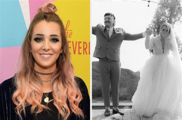 Jenna Marbles Dating Boyfriend To Get Married! Perfect Romance Reflects