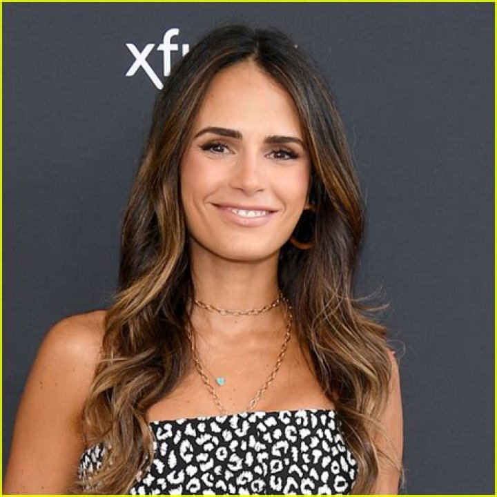Jordana Brewster Net Worth – Salary From Dallas, Lethal Weapon And Other Acting Projects