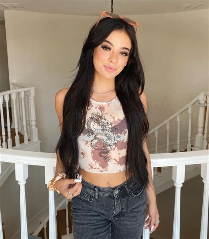 Lauren Kettering Height, Weight, Age, Boyfriend, Biography & Family