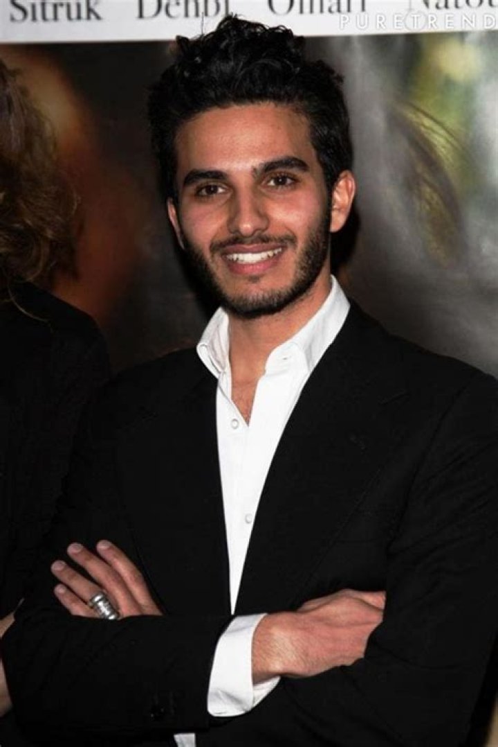 Mehdi Dehbi Wiki, Biographie, Age, Taille, Mariage, Contact & Informations