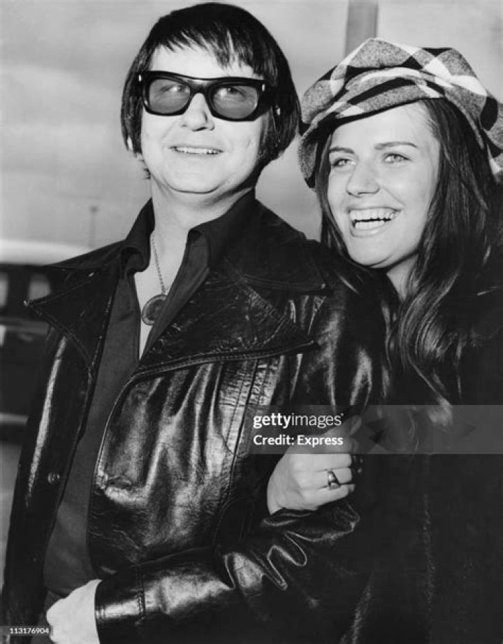 Wesley Orbison Wife Jennifer Hicks Orbison: Wikipedia And Age